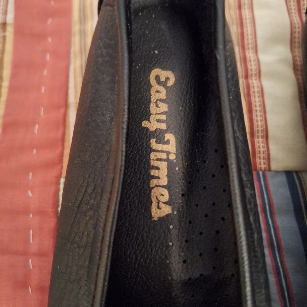 SAS Easy Times Women's Black Leather Slip-on Flats Size 8.5